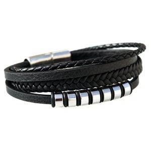 Pulsera de cuatro tiras de cuero con adornos de acero