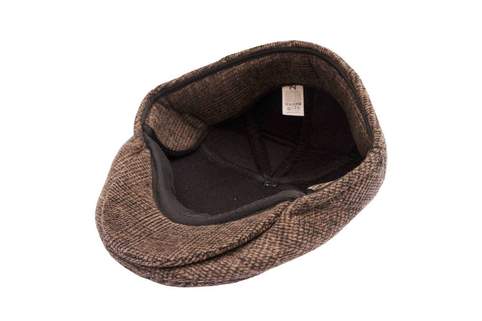 Boina invierno con botón marrón